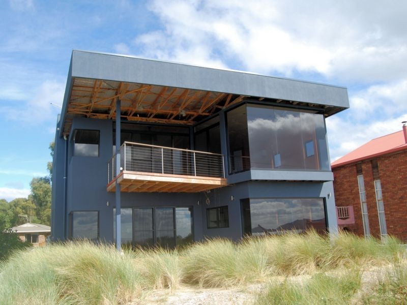 9 East Boulevard, Sisters Beach TAS 7321