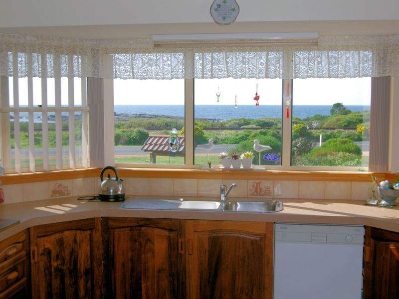 217 Old Bass Highway, Wynyard TAS 7325