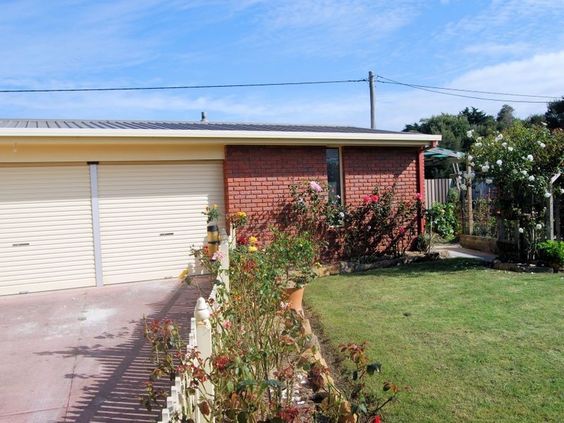 217 Old Bass Highway, Wynyard TAS 7325