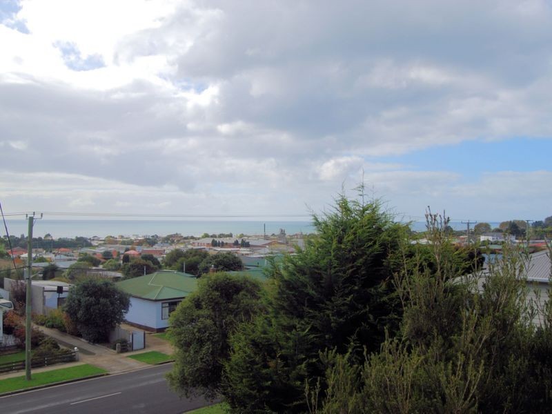 42 Pelissier Street, Somerset TAS 7322
