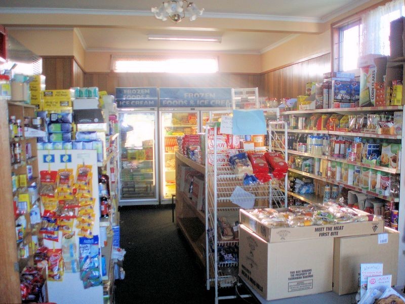 11 Smith Street  Waratah Roadhouse, Waratah TAS 7321