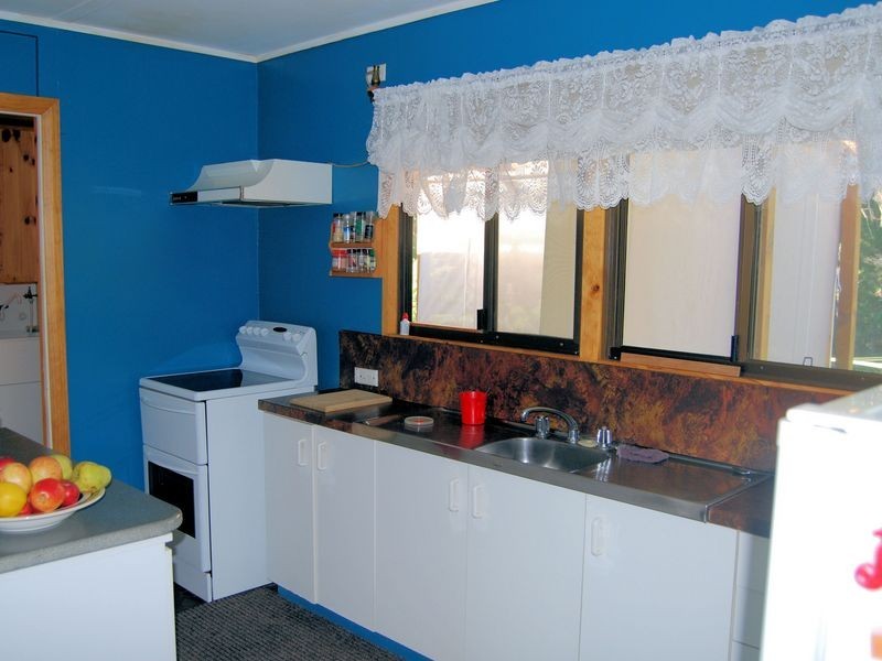 35 Banksia Avenue, Sisters Beach TAS 7321