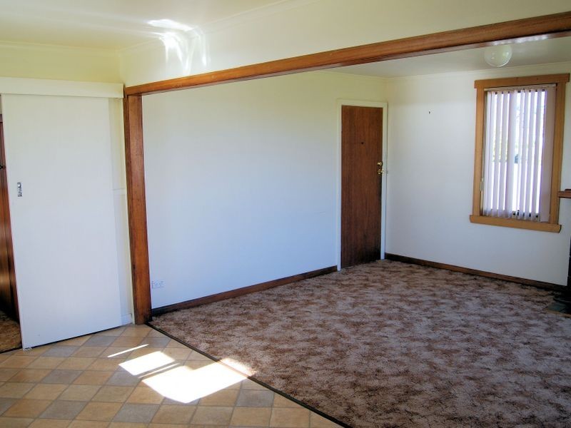 22 Ronald Crescent, Somerset TAS 7322