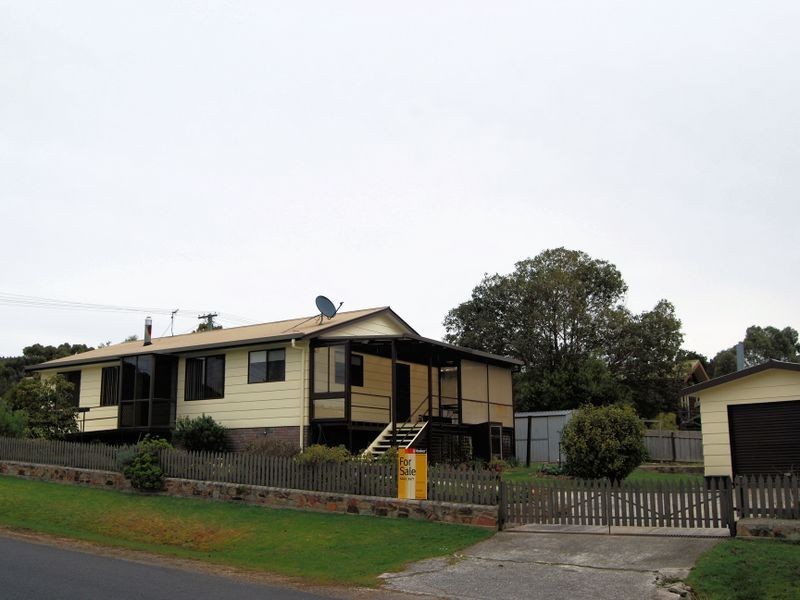 1 Irby Circus, Sisters Beach TAS 7321