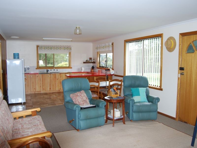 1 Irby Circus, Sisters Beach TAS 7321