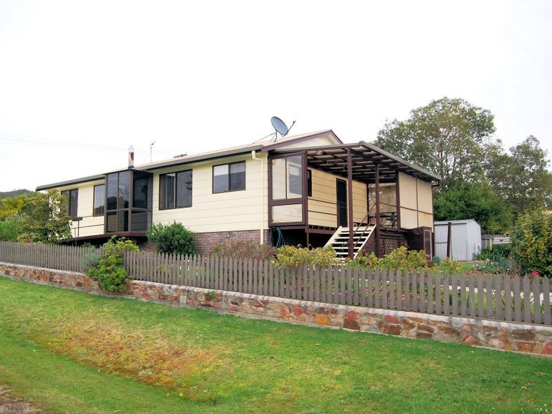 1 Irby Circus, Sisters Beach TAS 7321