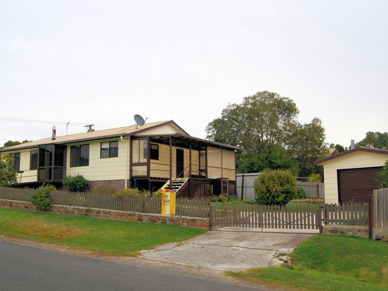 1 Irby Circus, Sisters Beach TAS 7321