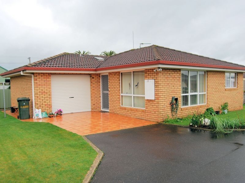 2/33 Saunders Street, Wynyard TAS 7325