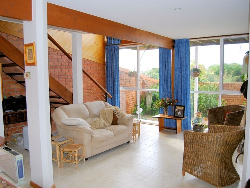 107 Old Bass Highway, Wynyard TAS 7325