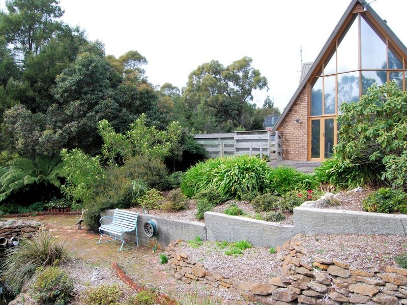 9-11 Banksia Avenue, Sisters Beach TAS 7321
