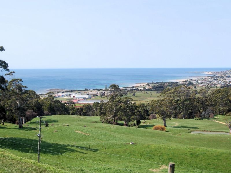 110 McKays Road, Somerset TAS 7322