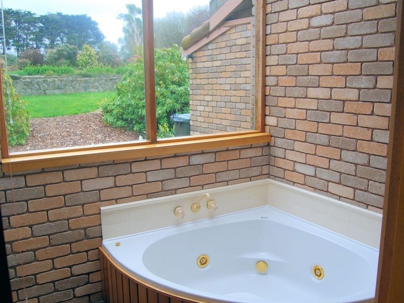 110 McKays Road, Somerset TAS 7322