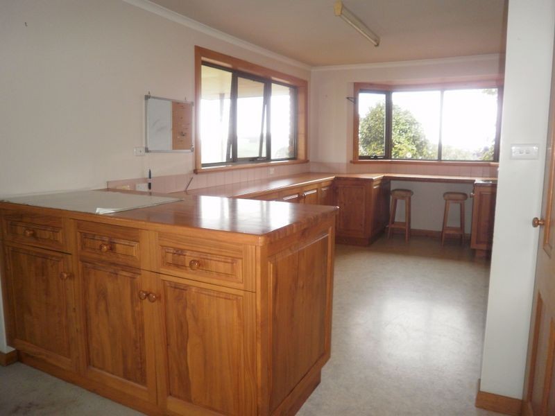 16931 Bass Highway, Flowerdale TAS 7325