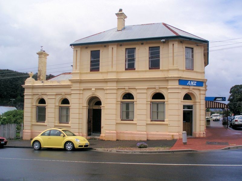 112 Main Street, Zeehan TAS 7469