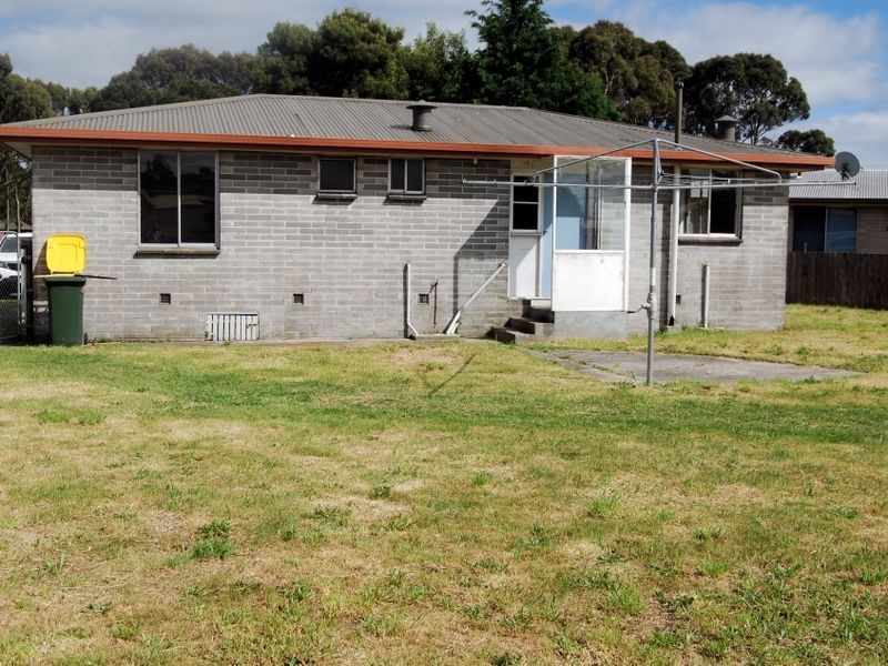 19 Wedge Street, Smithton TAS 7330