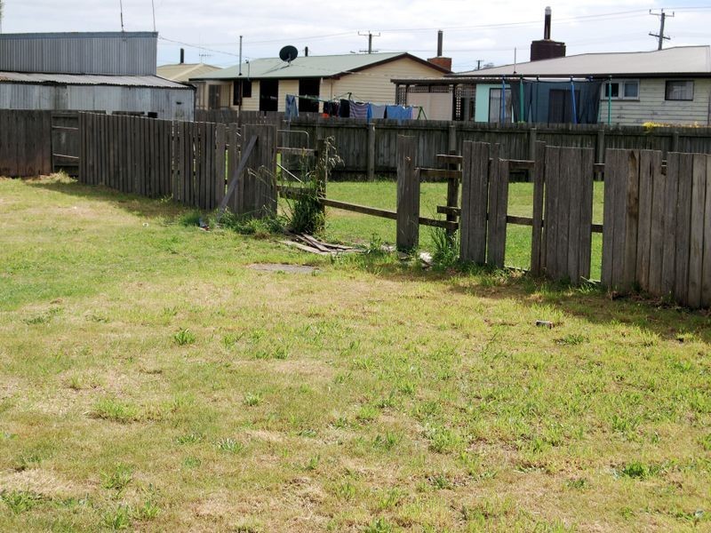 19 Wedge Street, Smithton TAS 7330