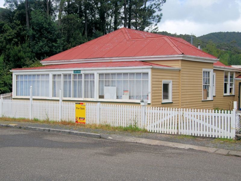 13 Railway Reserve, Queenstown TAS 7467
