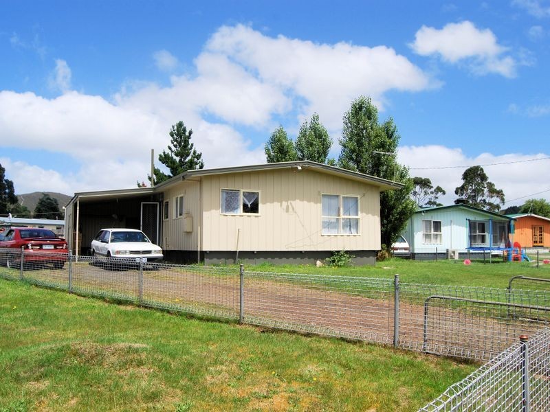 15 Westwood Street, Zeehan TAS 7469