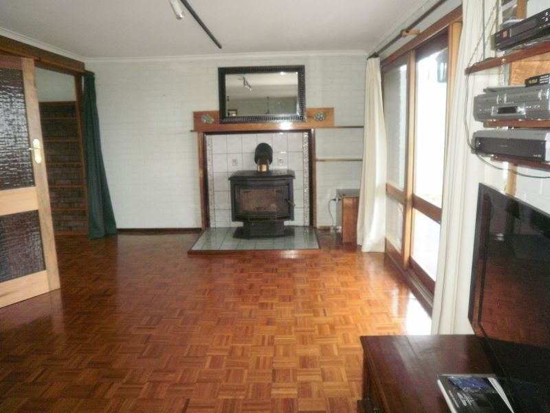 42 Old Bass Highway, Wynyard TAS 7325