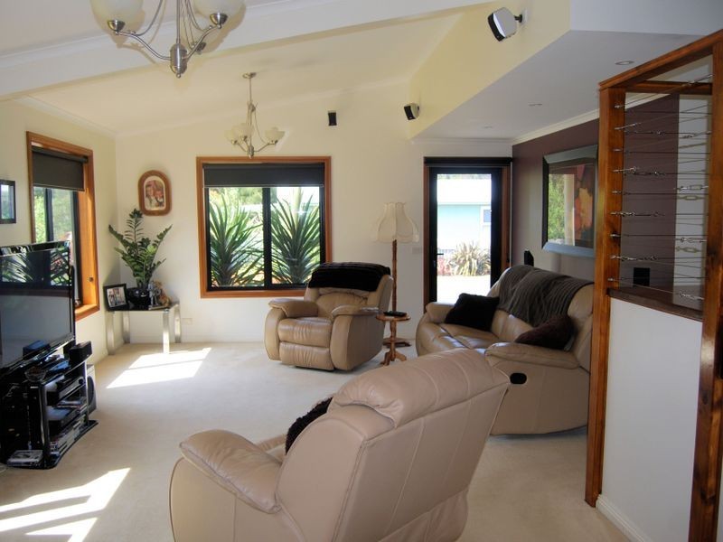 24 Bridge Street, Sisters Beach TAS 7321