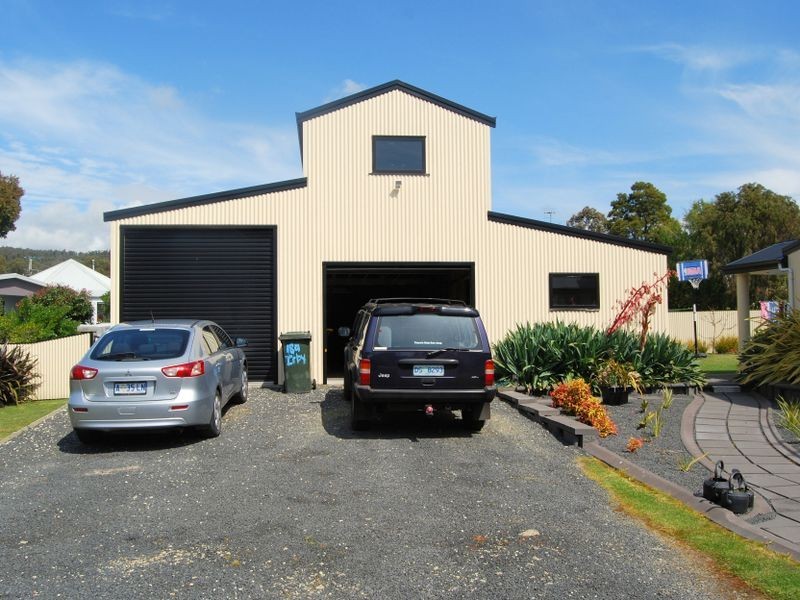 24 Bridge Street, Sisters Beach TAS 7321