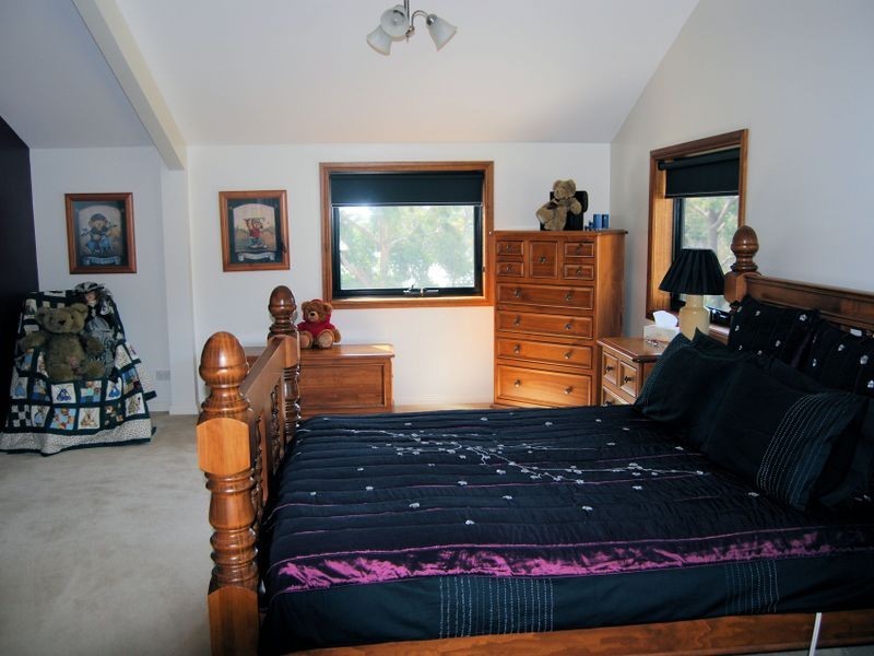 24 Bridge Street, Sisters Beach TAS 7321