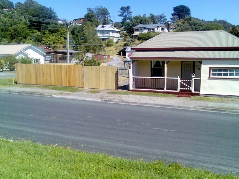 12 Dixon Street, Queenstown TAS 7467
