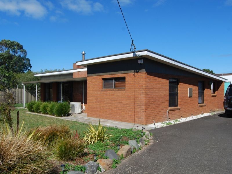 137A Old Bass Highway, Wynyard TAS 7325
