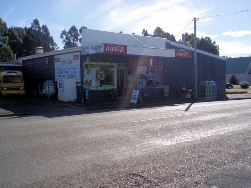 79 Main Street   ‘The Cribb Hut’, Zeehan TAS 7469