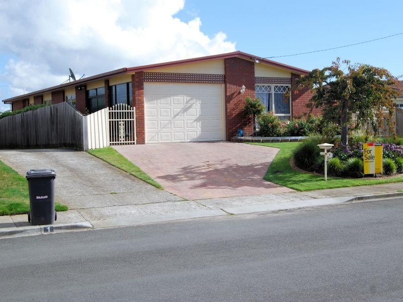2 Brady Place, Somerset TAS 7322