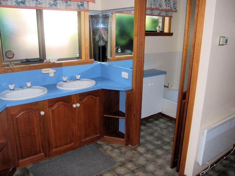 17 Cotton Street, Wynyard TAS 7325