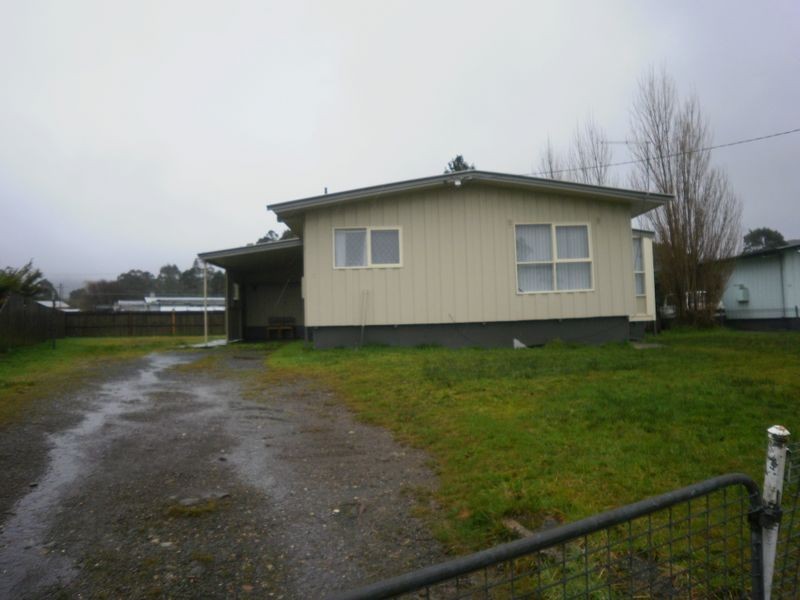 15 Westwood Street, Zeehan TAS 7469
