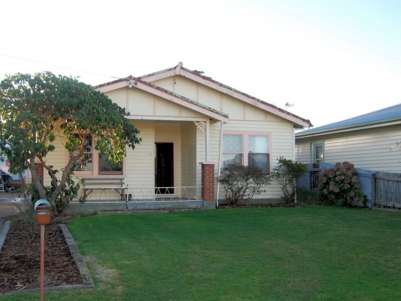 11 Jenner Street, Wynyard TAS 7325