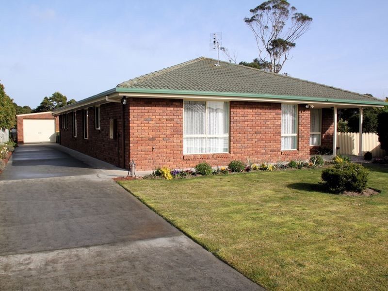 78 Walker Street, Wynyard TAS 7325