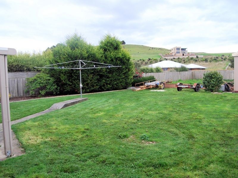 2 Golf Links Road, Wynyard TAS 7325