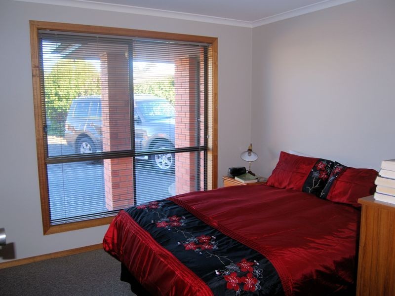 2/8 Port Road, Wynyard TAS 7325