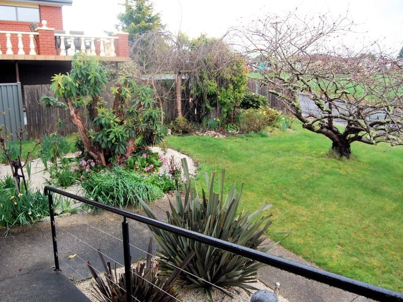 2 Oonah Crescent, Somerset TAS 7322