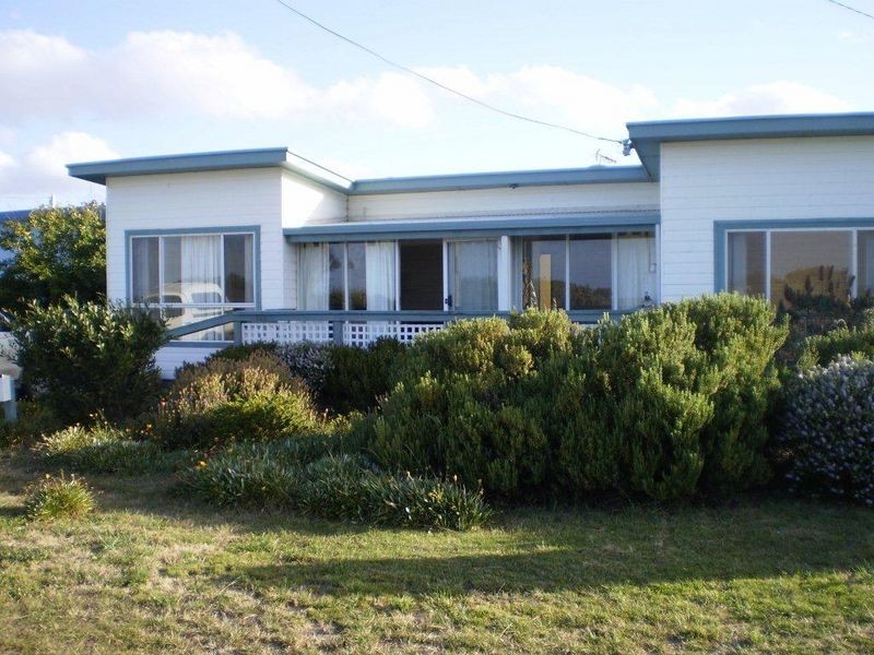 133 Old Bass Highway, Wynyard TAS 7325