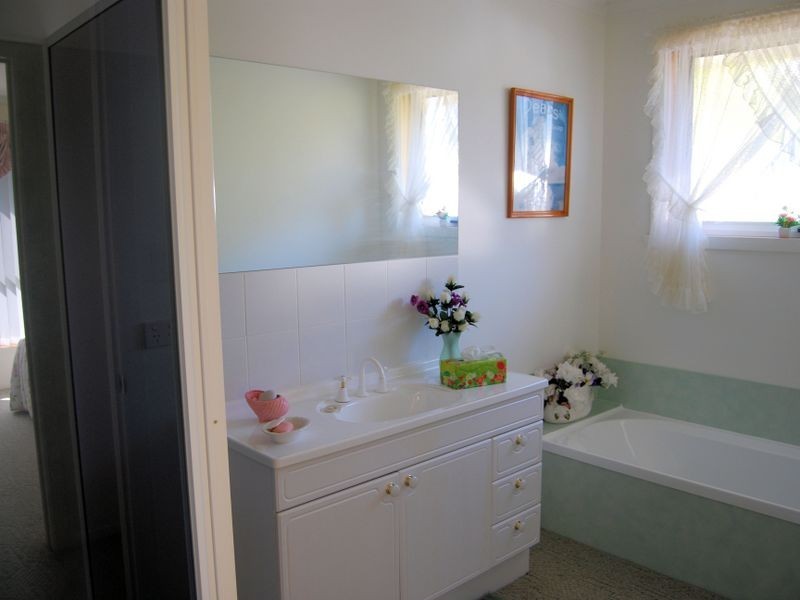 226 Deep Creek Road, Wynyard TAS 7325