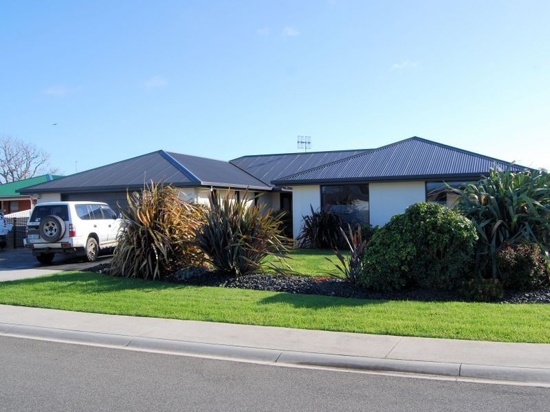 20 Bluewater Crescent, Wynyard TAS 7325