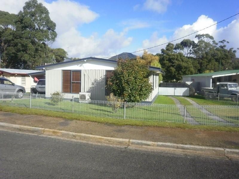7 Fincham Street, Zeehan TAS 7469
