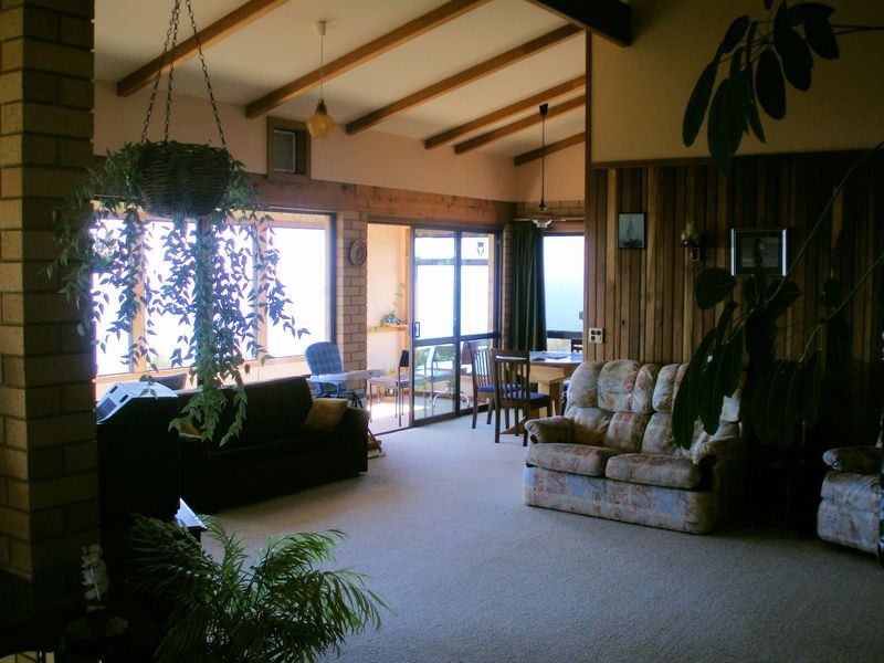 428 Tollymore Road, Table Cape TAS 7325