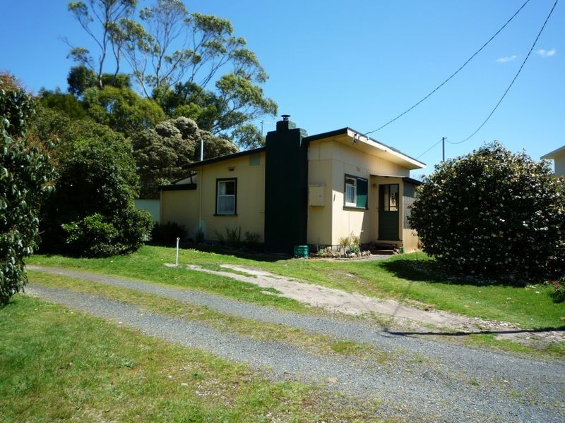 97 Old Bass Highway, Wynyard TAS 7325