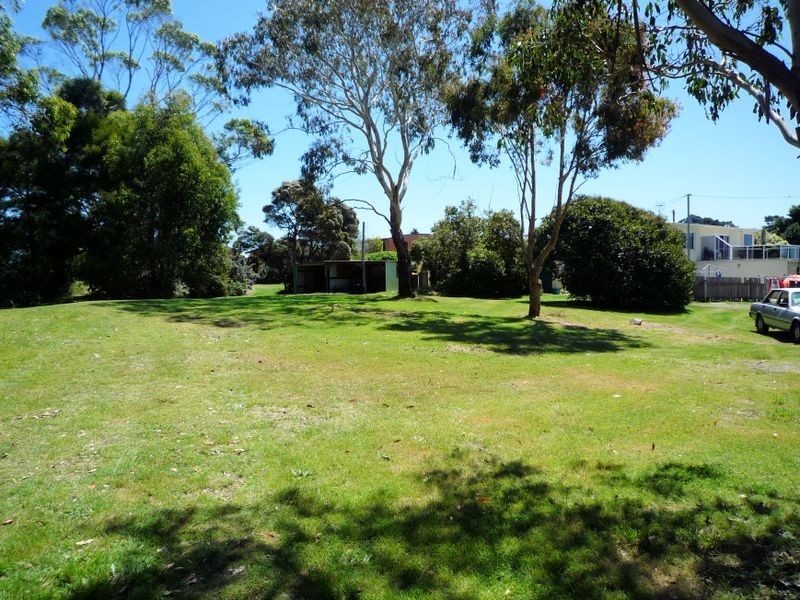 97 Old Bass Highway, Wynyard TAS 7325