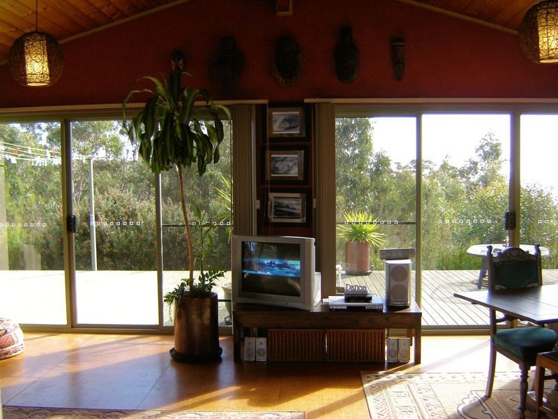6 Dicks Road, Sisters Beach TAS 7321