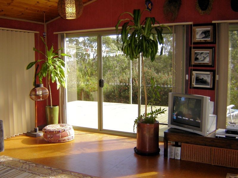 6 Dicks Road, Sisters Beach TAS 7321