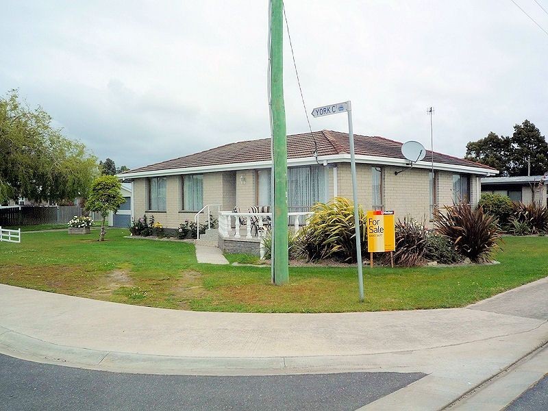 9 York Street, Wynyard TAS 7325