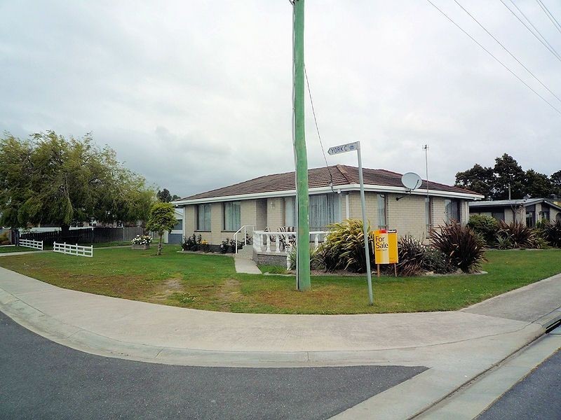 9 York Street, Wynyard TAS 7325