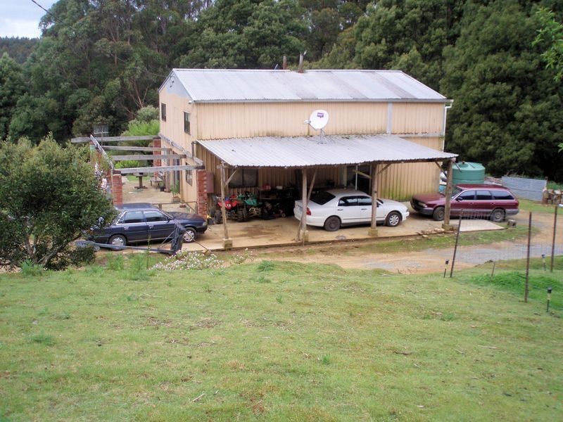 317 Ten Foot Track, Preolenna TAS 7325