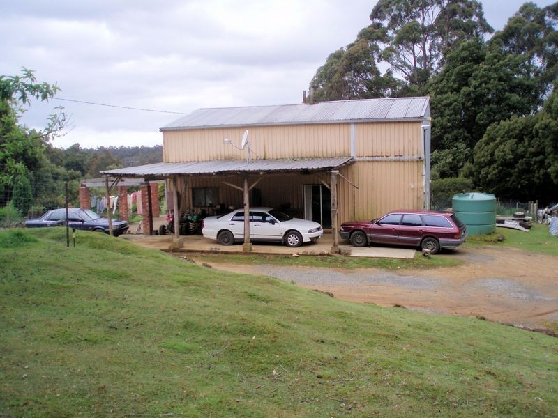 317 Ten Foot Track, Preolenna TAS 7325